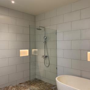 Sekat kaca shower Bali